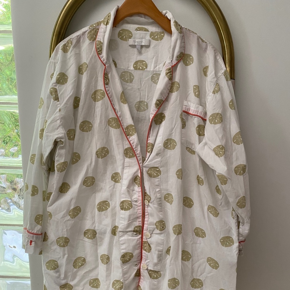 Marigot Women’s Lorient Long Sleeve Sandollar Print 100% Cotton Pajama Top Sz L